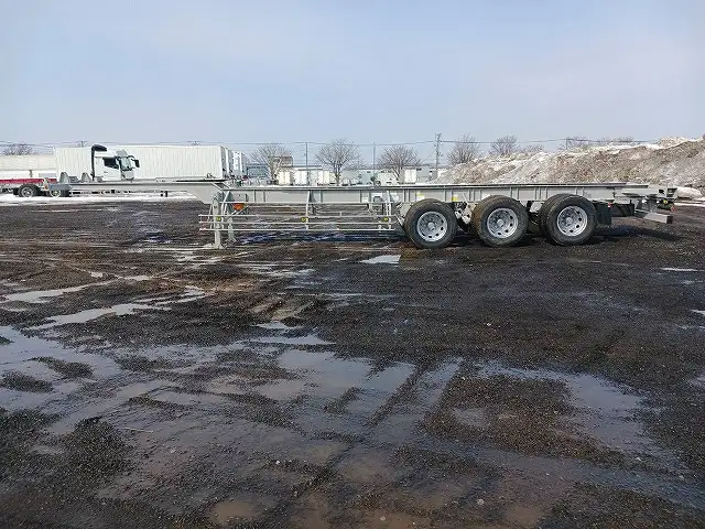 令和2年 トレクス 3軸コンテナシャシ リフトアクスル 最大積載量:30,480kg 第五輪荷重:10,900kg以上の画像2