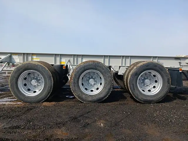 令和2年 トレクス 3軸コンテナシャシ リフトアクスル 最大積載量:30,480kg 第五輪荷重:10,900kg以上の画像11