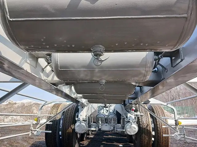 令和2年 トレクス 3軸コンテナシャシ リフトアクスル 最大積載量:30,480kg 第五輪荷重:10,900kg以上の画像21