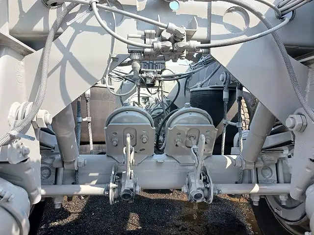 令和2年 トレクス 3軸コンテナシャシ リフトアクスル 最大積載量:30,480kg 第五輪荷重:10,900kg以上の画像22