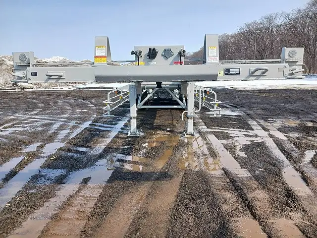令和2年 トレクス 3軸コンテナシャシ リフトアクスル 最大積載量:30,480kg 第五輪荷重:10,900kg以上の画像8