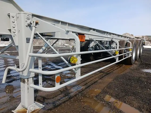 令和2年 トレクス 3軸コンテナシャシ リフトアクスル 最大積載量:30,480kg 第五輪荷重:10,900kg以上の画像9