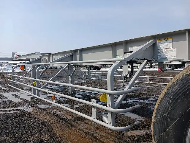 令和2年 トレクス 3軸コンテナシャシ リフトアクスル 最大積載量:30,480kg 第五輪荷重:10,900kg以上の画像10