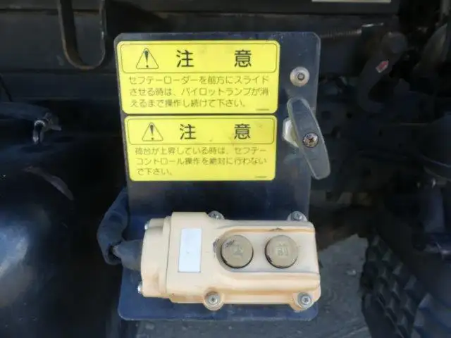 平成24年11月中古小型ダンプいすゞエルフの画像13