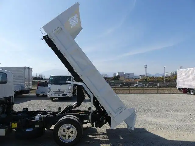 平成24年11月中古小型ダンプいすゞエルフの画像19