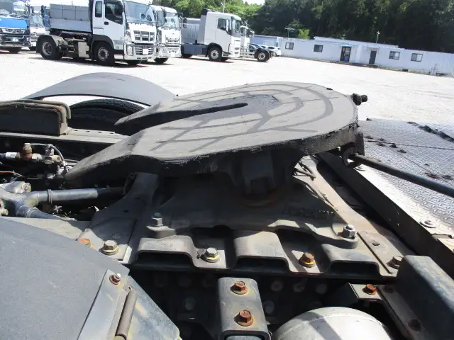 ★車検付 R8.4.20迄★ 平成27年 日野 トラクター AT 450馬力 ハイルーフ メッキ アルミホイール の画像30