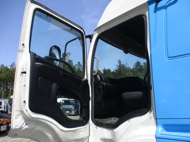 ★車検付 R8.4.20迄★ 平成27年 日野 トラクター AT 450馬力 ハイルーフ メッキ アルミホイール の画像40