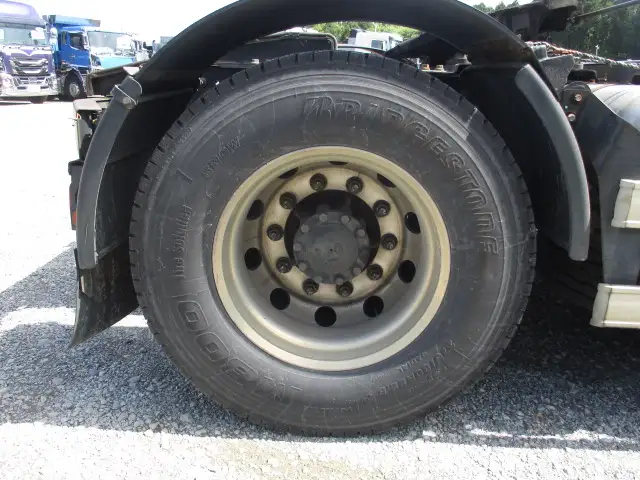 ★車検付 R8.4.20迄★ 平成27年 日野 トラクター AT 450馬力 ハイルーフ メッキ アルミホイール の画像10
