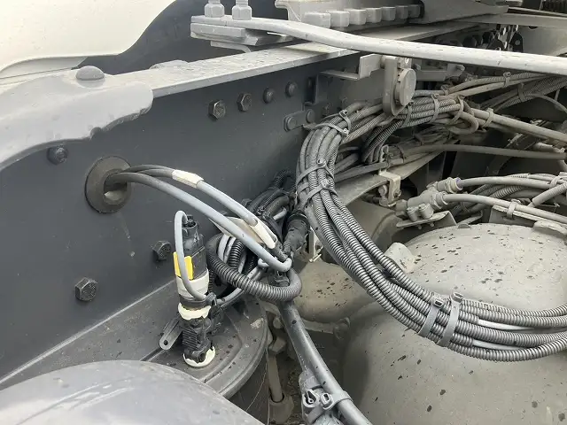 ☆車検付き( R7.12.24)☆ R6年スカニア トラクタ 460ps R20スリーパーキャブ/ハイルーフ スライドカプラー サンルーフの画像20