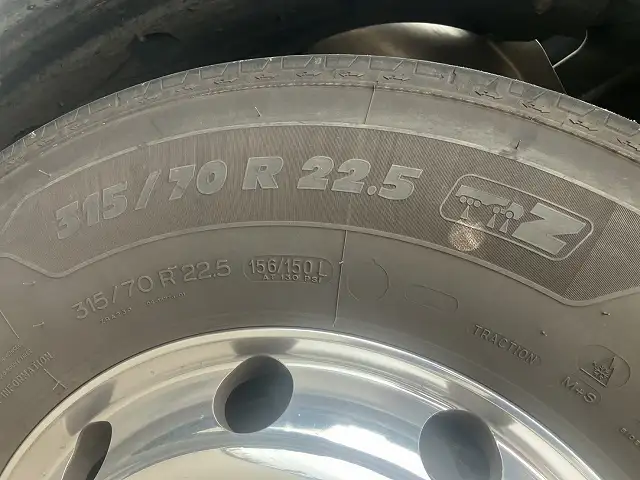 ☆車検付き( R7.12.24)☆ R6年スカニア トラクタ 460ps R20スリーパーキャブ/ハイルーフ スライドカプラー サンルーフの画像28