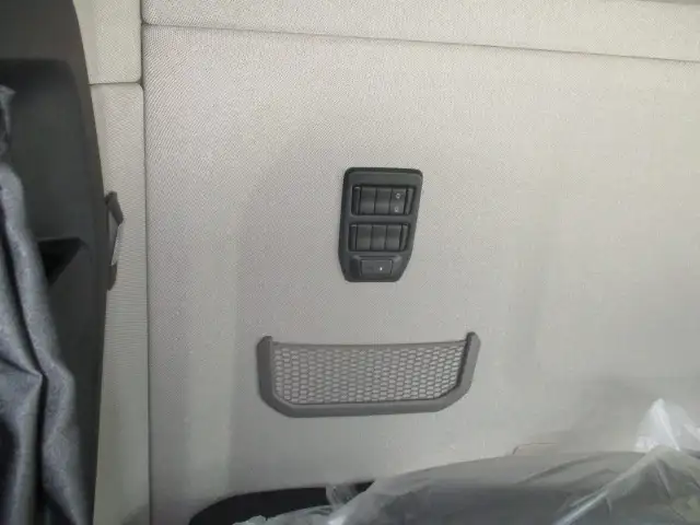 ☆車検付き( R7.12.24)☆ R6年スカニア トラクタ 460ps R20スリーパーキャブ/ハイルーフ スライドカプラー サンルーフの画像48