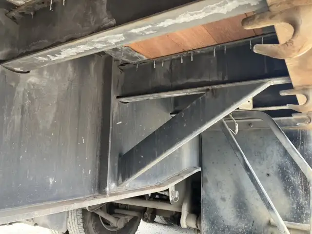 ナンバー付 令和2年 トレクス 12M3軸フラットトレーラー シングル引き リーフサス 第五輪:11,170㎏以上 積載:28,800㎏の画像15