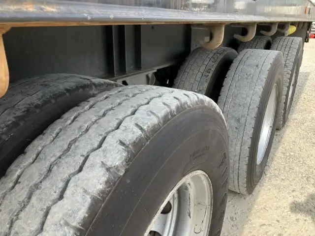 ナンバー付 令和2年 トレクス 12M3軸フラットトレーラー シングル引き リーフサス 第五輪:11,170㎏以上 積載:28,800㎏の画像37