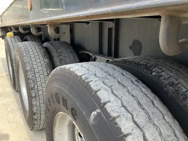 ナンバー付 令和2年 トレクス 12M3軸フラットトレーラー シングル引き リーフサス 第五輪:11,170㎏以上 積載:28,800㎏の画像38