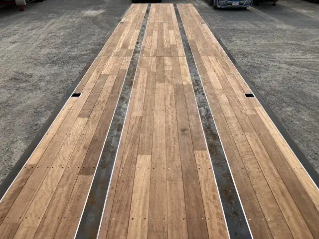 ナンバー付 令和2年 トレクス 12M3軸フラットトレーラー シングル引き リーフサス 第五輪:11,170㎏以上 積載:28,800㎏の画像9