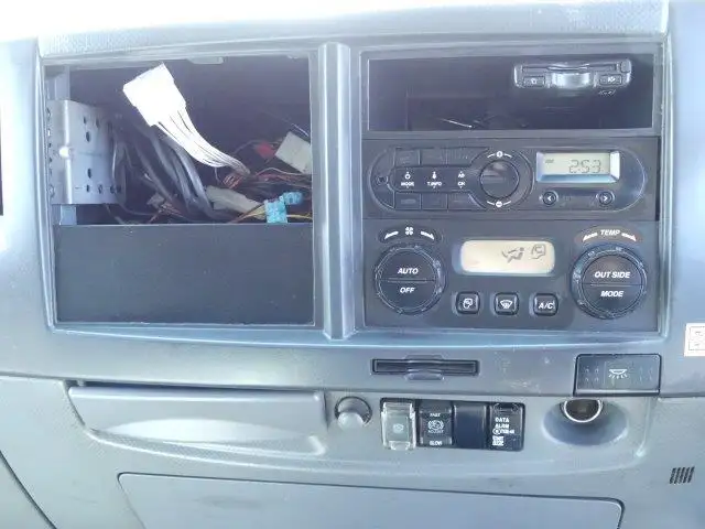 平成28年01月中古中型アルミバン・ウィングいすゞフォワードの画像40