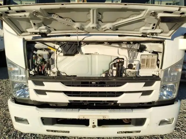 平成29年12月中古中型クレーン付いすゞクオンの画像16