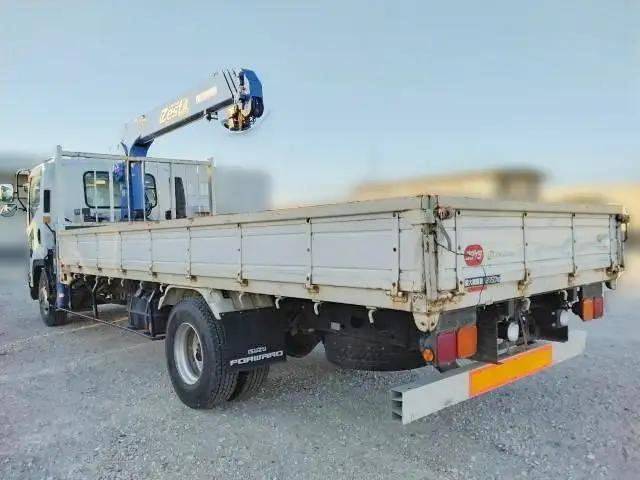 平成29年12月中古中型クレーン付いすゞクオンの画像4