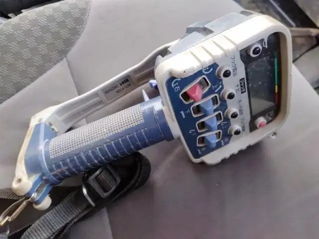 平成29年12月中古中型クレーン付いすゞクオンの画像5