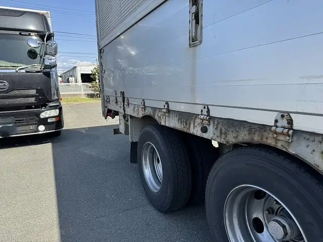 【愛知県豊橋市保管】平成16年 フルハーフ 13m2軸ウィングトレーラー リフトアクスル(エアサス)積載:19,600㎏ 第五輪荷重:9,400㎏以上の画像12