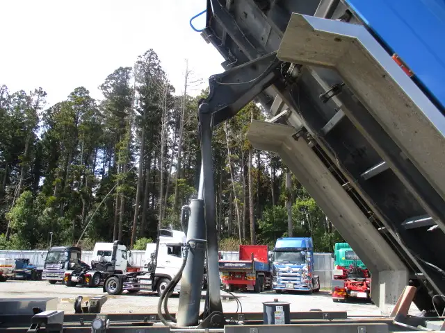 令和01年/平成31年05月中古大型ダンプ三菱ふそうスーパーグレートの画像27