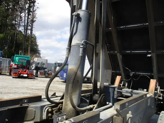 令和01年/平成31年05月中古大型ダンプ三菱ふそうスーパーグレートの画像29