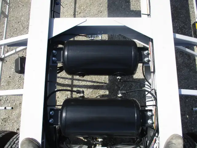 予備検付 未登録 トレクス 40FT3軸コンテナシャシ リフトアクスル(中軸残し) MG取付可 積載30,480kg 第五輪荷重11,500以上の画像30