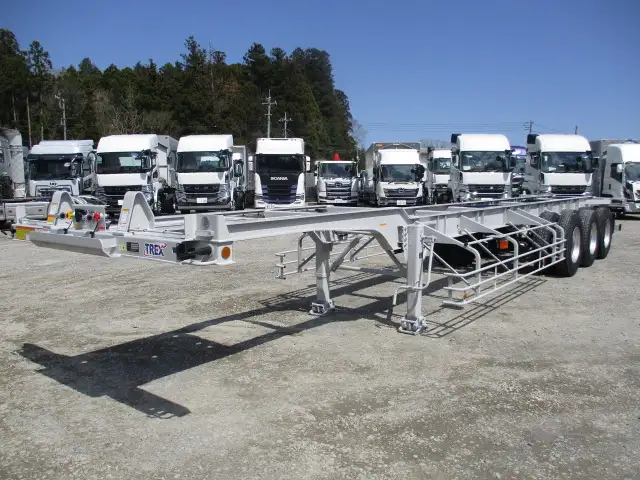 予備検付　未登録　トレクス　40FT3軸コンテナシャシ　リフトアクスル(中軸残し)　MG取付可　積載30,480kg　第五輪荷重11,500以上の画像1