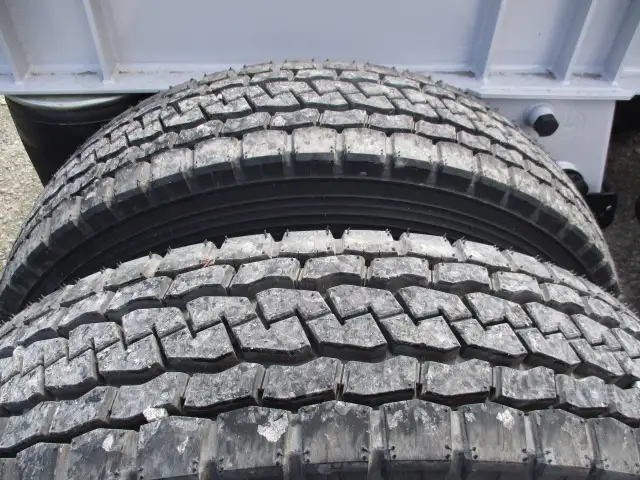 予備検付　未登録　トレクス　40FT3軸コンテナシャシ　リフトアクスル(中軸残し)　MG取付可　積載30,480kg　第五輪荷重11,500以上の画像16