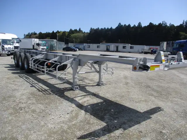 予備検付　未登録　トレクス　40FT3軸コンテナシャシ　リフトアクスル(中軸残し)　MG取付可　積載30,480kg　第五輪荷重11,500以上の画像3