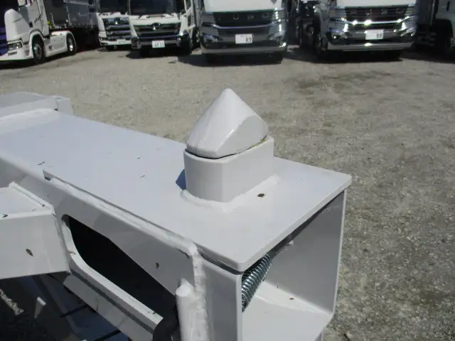 予備検付　未登録　トレクス　40FT3軸コンテナシャシ　リフトアクスル(中軸残し)　MG取付可　積載30,480kg　第五輪荷重11,500以上の画像35