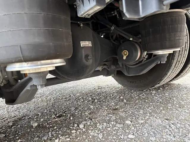 令和6年 いすゞ 増トンアルミウイング 62ワイド 積載:8,100kg MT ハイルーフの画像19