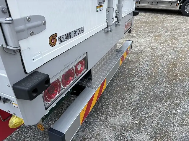 令和6年 いすゞ 増トンアルミウイング 62ワイド 積載:8,100kg MT ハイルーフの画像21