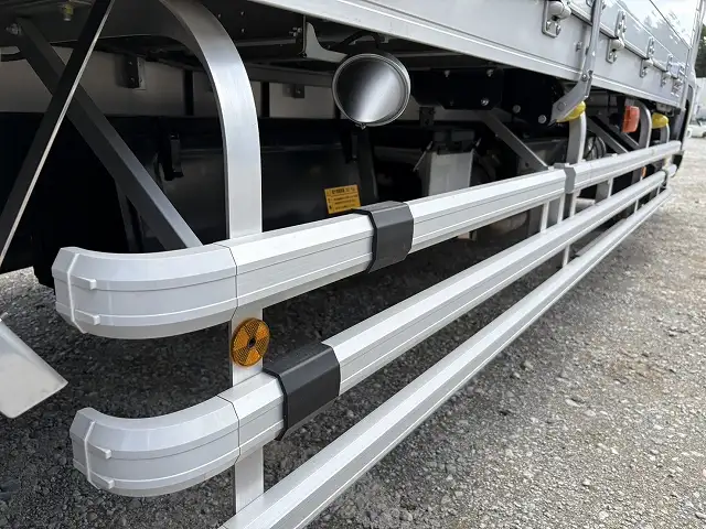 令和6年 いすゞ 増トンアルミウイング 62ワイド 積載:8,100kg MT ハイルーフの画像26