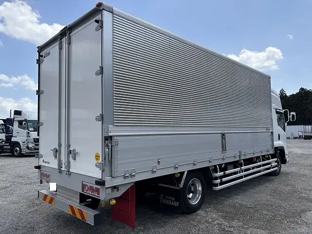 令和6年 いすゞ 増トンアルミウイング 62ワイド 積載:8,100kg MT ハイルーフの画像5