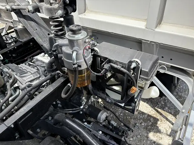 令和6年 いすゞ 増トンアルミウイング 62ワイド 積載:8,100kg MT ハイルーフの画像45