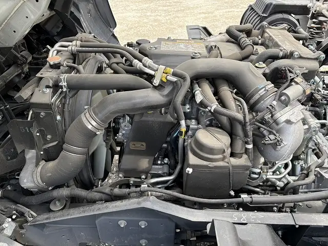 令和6年 いすゞ 増トンアルミウイング 62ワイド 積載:8,100kg MT ハイルーフの画像46