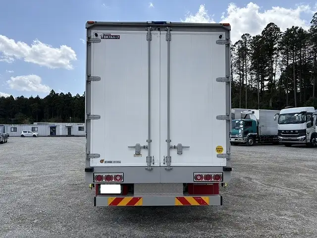 令和6年 いすゞ 増トンアルミウイング 62ワイド 積載:8,100kg MT ハイルーフの画像6