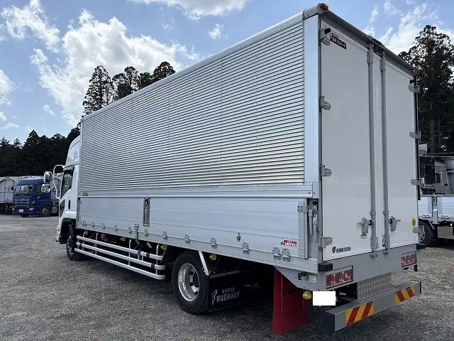 令和6年 いすゞ 増トンアルミウイング 62ワイド 積載:8,100kg MT ハイルーフの画像7