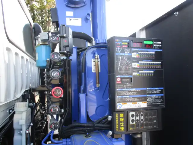 令和6年 三菱 6メーターワイド クレーン付きアルミ平 タダノ 4段 ラジコンの画像21