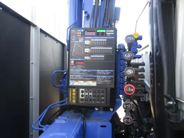 令和6年 三菱 6メーターワイド クレーン付きアルミ平 タダノ 4段 ラジコンの画像23