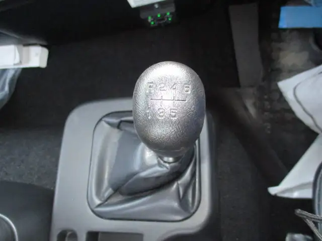 令和6年 三菱 6メーターワイド クレーン付きアルミ平 タダノ 4段 ラジコンの画像42