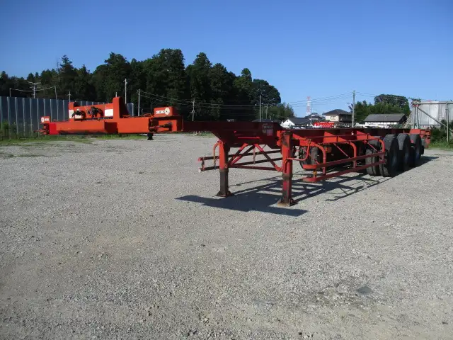 平成23年　フルハーフ　40FT3軸コンテナシャシ　リーフサス　積載：30,480㎏　第五輪：11,040㎏以上の画像1