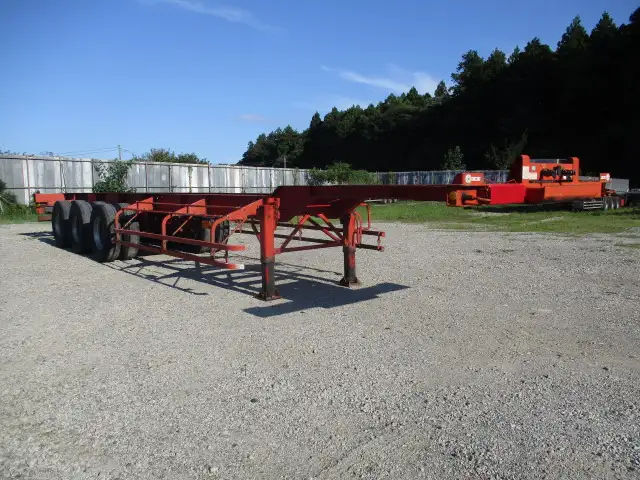 平成23年　フルハーフ　40FT3軸コンテナシャシ　リーフサス　積載：30,480㎏　第五輪：11,040㎏以上の画像3