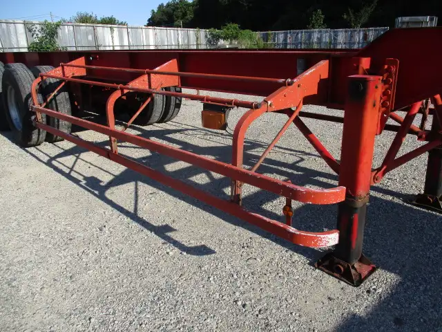 平成23年　フルハーフ　40FT3軸コンテナシャシ　リーフサス　積載：30,480㎏　第五輪：11,040㎏以上の画像21