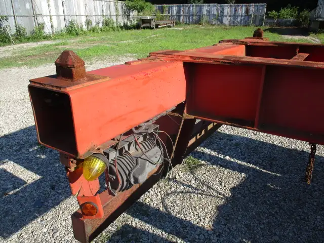 平成23年　フルハーフ　40FT3軸コンテナシャシ　リーフサス　積載：30,480㎏　第五輪：11,040㎏以上の画像57