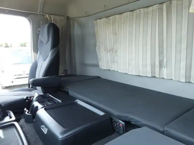 平成26年06月中古大型平ボディ日野プロフィアの画像37