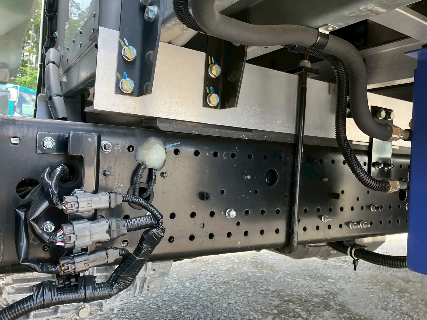 ☆車検付き(R7.6.29)☆　令和5年　いすゞ 4t冷凍バン 　MT6　走行距離:1,354㎞　積載:2,350㎏　横ドア有　240馬力の画像39