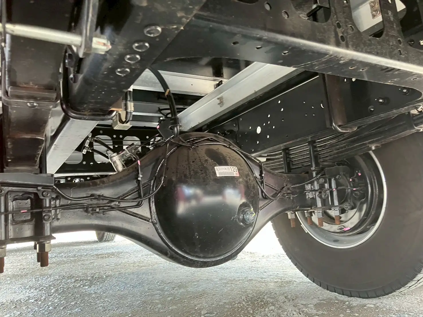 ☆車検付き(R7.6.29)☆　令和5年　いすゞ 4t冷凍バン 　MT6　走行距離:1,354㎞　積載:2,350㎏　横ドア有　240馬力の画像44