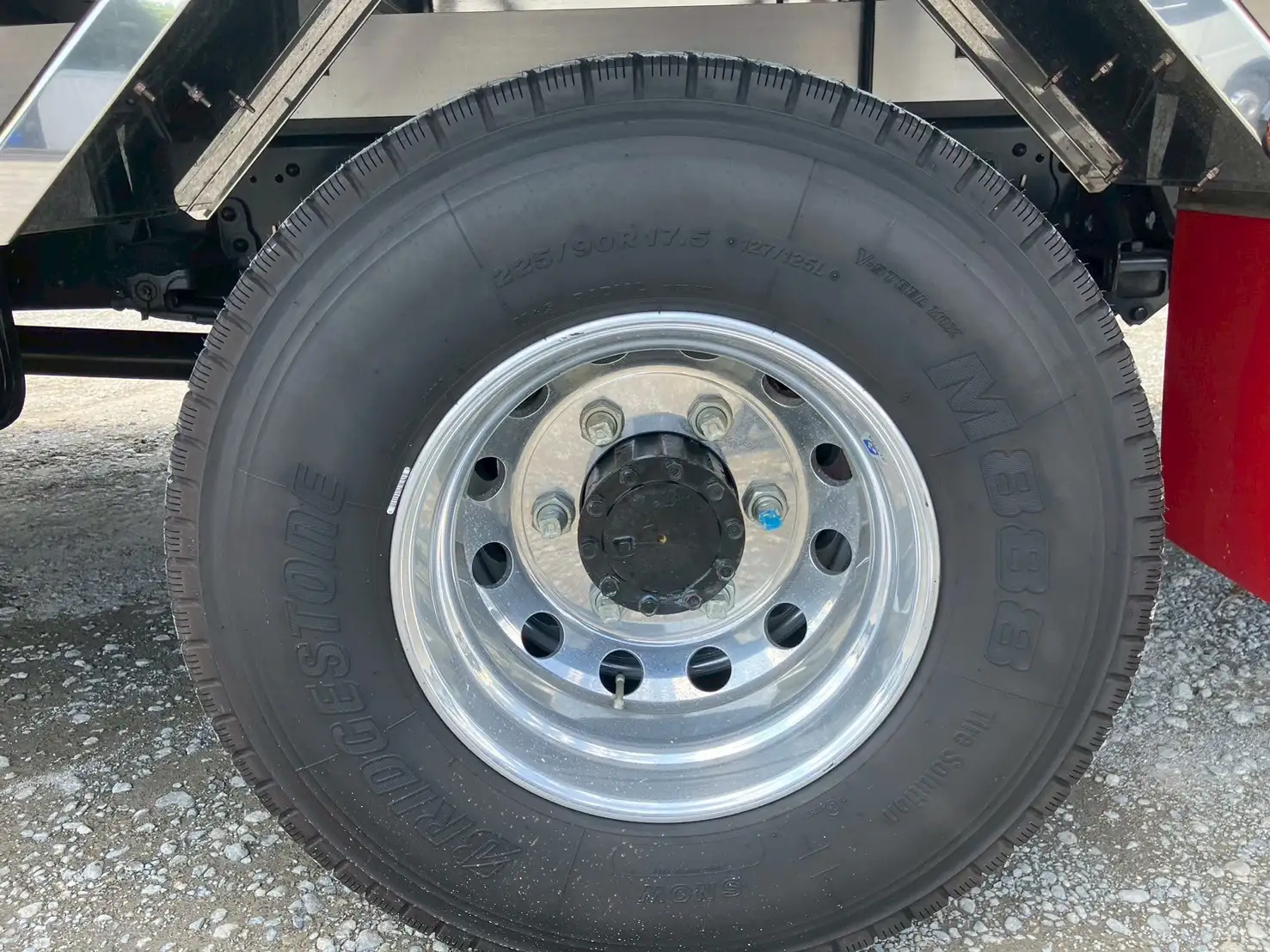 ☆車検付き(R7.6.29)☆　令和5年　いすゞ 4t冷凍バン 　MT6　走行距離:1,354㎞　積載:2,350㎏　横ドア有　240馬力の画像54